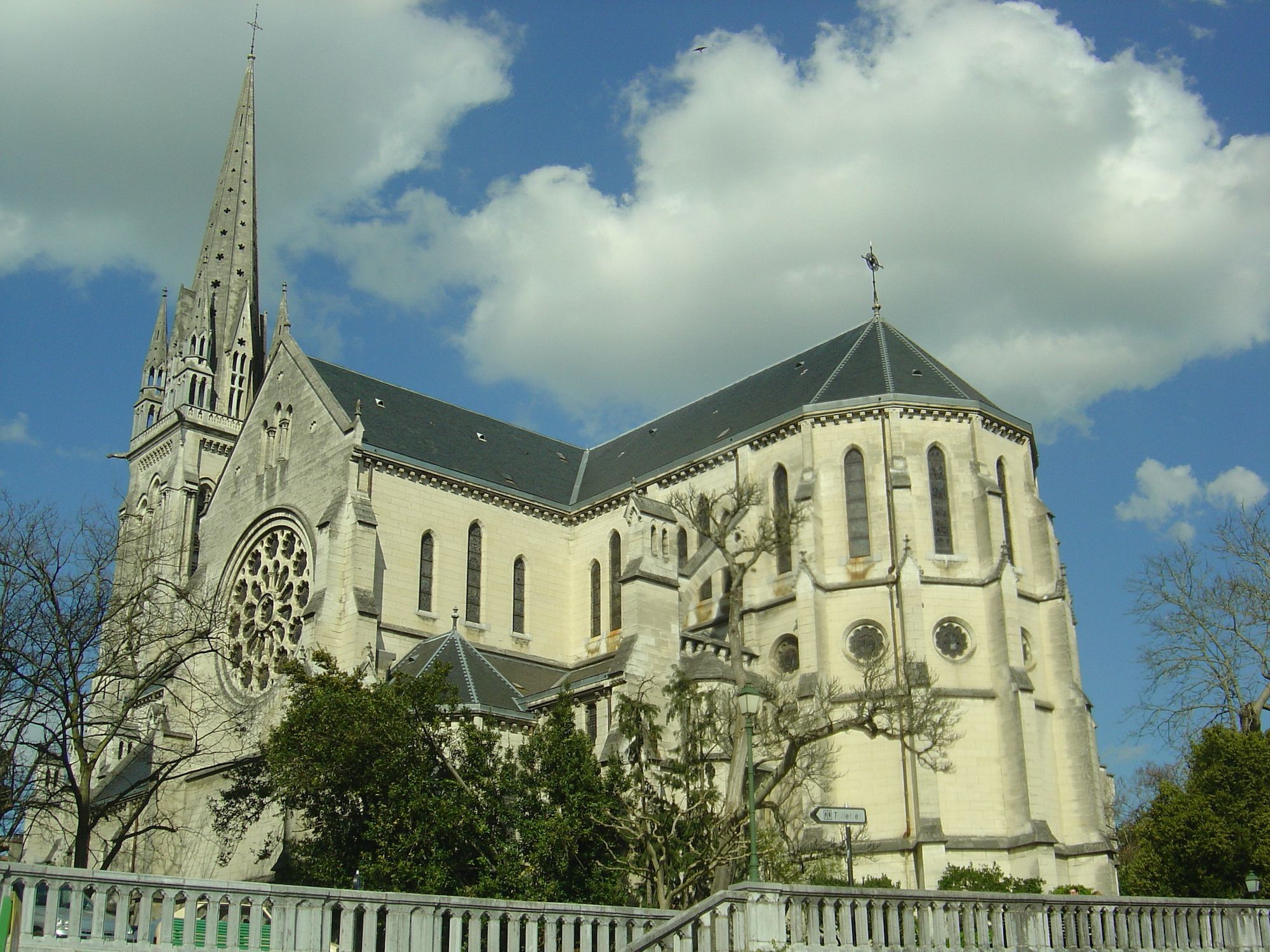 pau