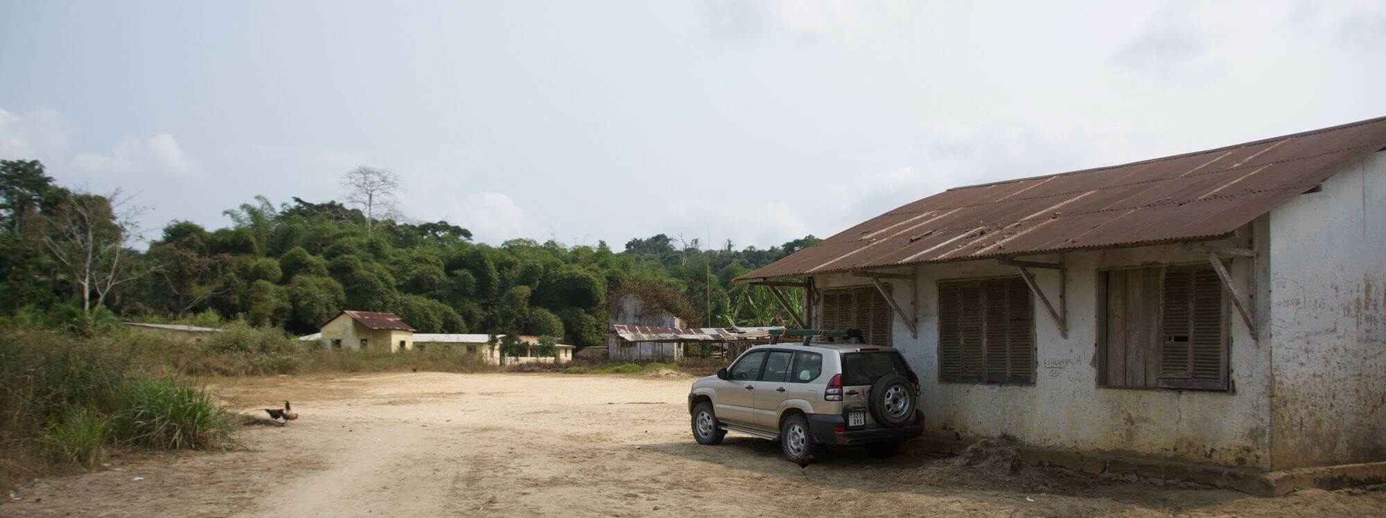 Loaka, centre village