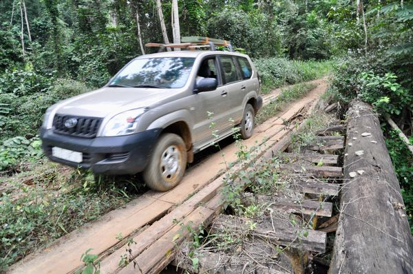 Ponts le long de Cabinda